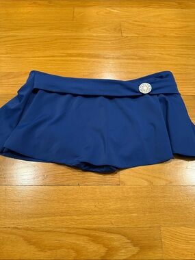 Merona blue swimsuit skirt size medium.